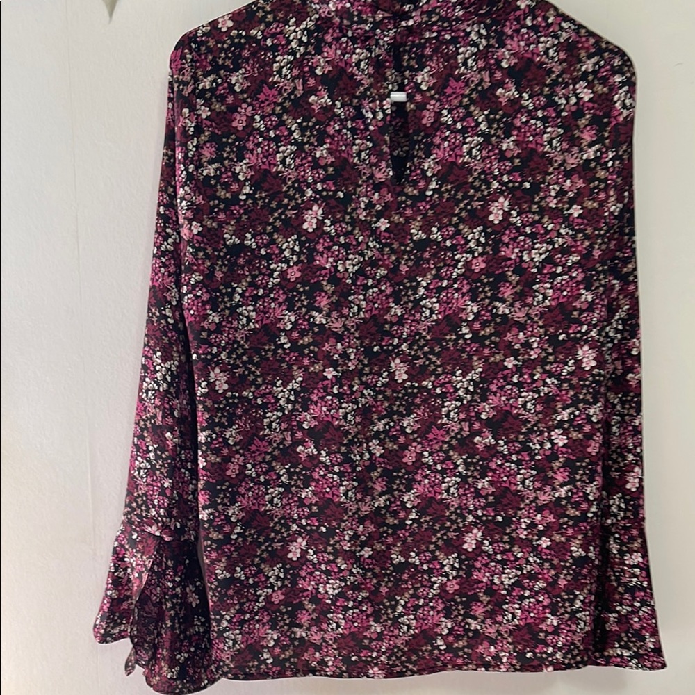 Halogen Bell Sleeve Mock Neck Women's Floral Blouse - Picture 12 of 13